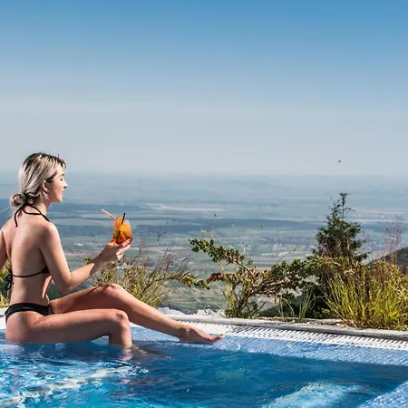 Castelnor Hotel 4*