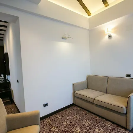 Castelnor Hotel 4*